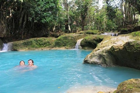 Excursión privada a Blue Hole & Secrets Falls y White River Tubing