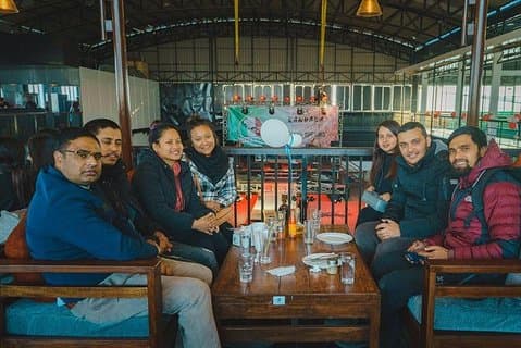 Se nepalesisk film i teater og udforsk det lokale marked i Pokhara