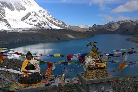 Trekking de 16 días en el lago Tilicho y el paso de Mesokanto en Nepal