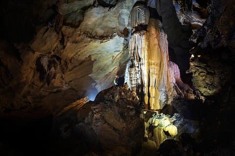 Cha Loi Cave 1 day like Tazan in the Jungle