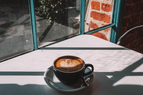 Visite autoguidée de Westwood à Los Angeles avec des faits amusants et les meilleures séances de photos