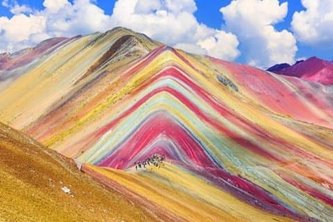 Rainbow Mountain Tour in Cusco Full-Day Guided Trekking