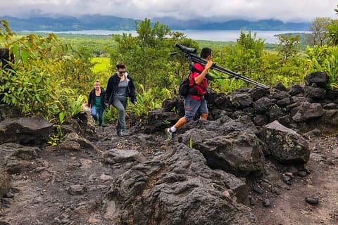 Assisti allo spettacolare vulcano Arenal in un'escursione guidata