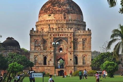 Wandeltocht door de historische tuinen van Delhi