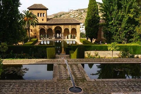 The Alhambra palace and Granada city private tour from Seville