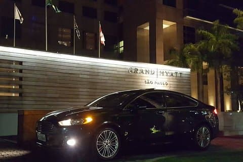Transfert de l'aéroport de Guarulhos São Paulo (berline exécutive)