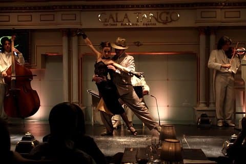 Gala Tango Show with Private Transfers and Optional Dinner