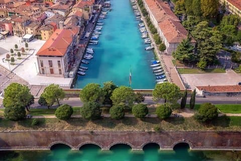 Visite à pied de Peschiera - Passeggiata nella storia