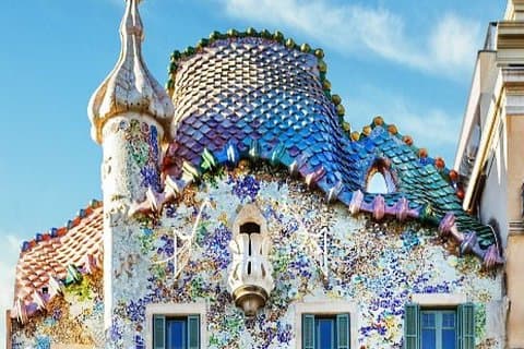 Modernist route through Barcelona