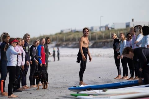 Lezione di surf di 2 ore a Città del Capo