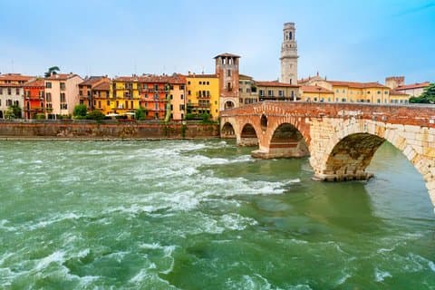 Verona Private Walking Tour with Arena Access & Juliet’s Balcony