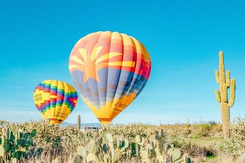 Sonnenuntergang Heißluftballonfahrt über Phoenix