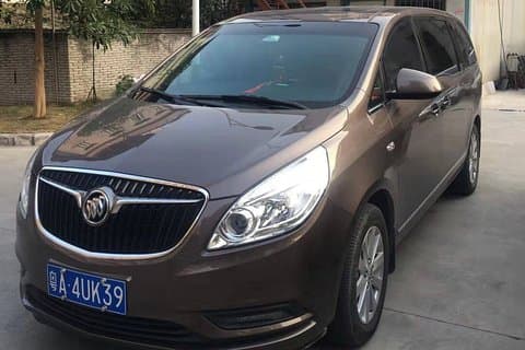 Tianjin Cruise Port zum Beijing Capital Airport mit dem englischsprachigen Fahrer
