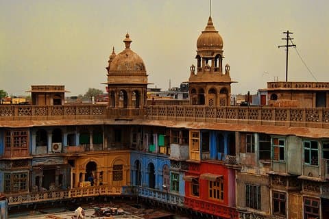 Explore Hidden Gems of Old & New Delhi Tour
