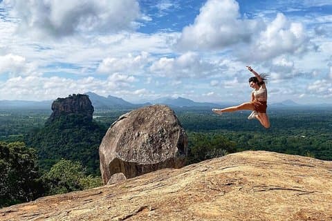 Excursión de un día al templo de Sigiriya Rock y Dambulla Cave
