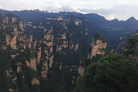 10-tägige private Tour von Kunming mit Guizhou und Zhangjiajie