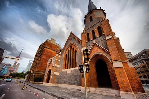 2-Hour In-Depth Private Tour of Shanghai Bund