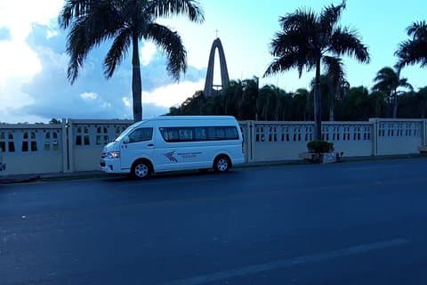 “Transporte privado de ida e volta: Aeroporto de Punta Cana ↔ Bávaro Hotels”