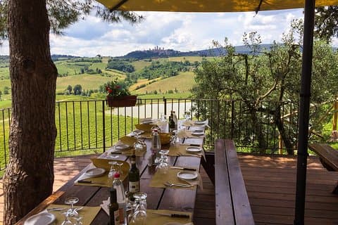 Private geführte E-Bike-Tour durch San Gimignano mit Weinprobe