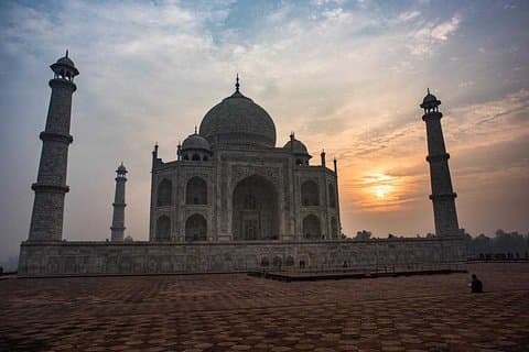 Taj Mahal en Agra Fort Sunrise naar Sunset Tour vanuit Delhi