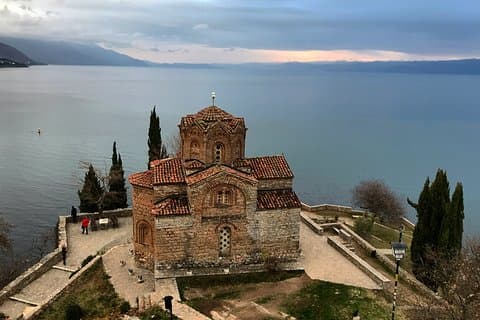 Ohrid (UNESCO) - Lago e cidade de Tirana