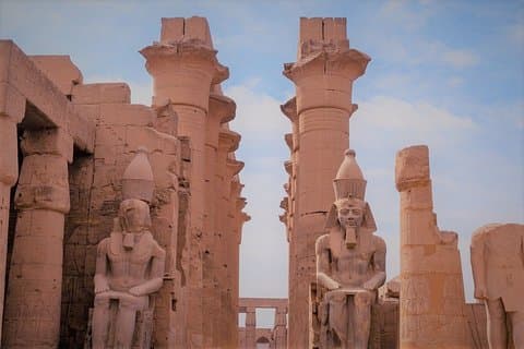 Día completo de Asuán a Luxor Descubra los tesoros de Luxor con Lunch Inc