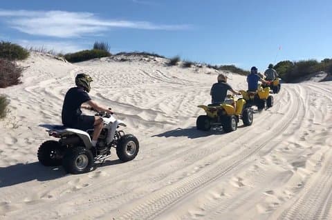 Restauranter i nærheden af Atlantis Dune Adventure