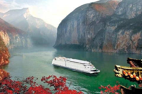 6-Day Private Tour to Chongqing,Yangtze River Cruise and Shanghai
