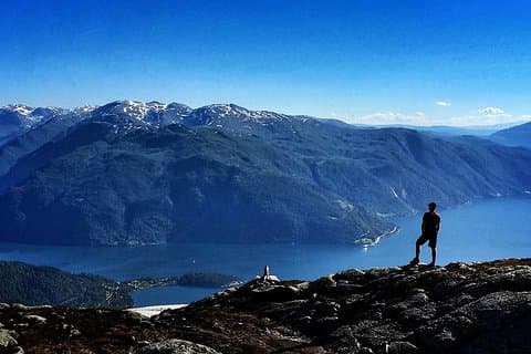 Privétour van een hele dag van Oslo naar Sognefjord via de Flåm-spoorlijn