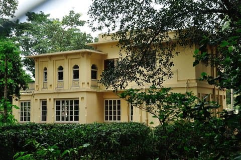 Pickup Kolkata & Day Trip To Santiniketan with Guided Trip
