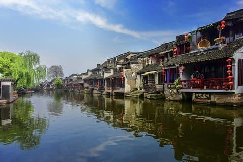 Tour privato di un giorno alla città acquatica di Fengjing e Xitang da Shanghai