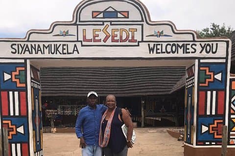 Lesedi cultural Village och Cradle of Humankind Tour