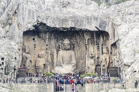 Excursión a Luoyang en tren de alta velocidad con grutas de Longmen y templo del Caballo Blanco