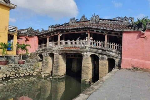 Hoi An Walking City Tour& Enjoy Sunset BoatTrip on Thu Bon River