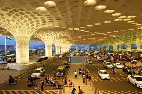 Mumbai Airport Transfer in Private Vehicle