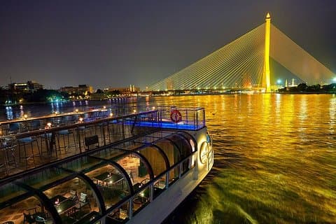 Saffraan: Een luxe dinerreis op de rivier der koningen