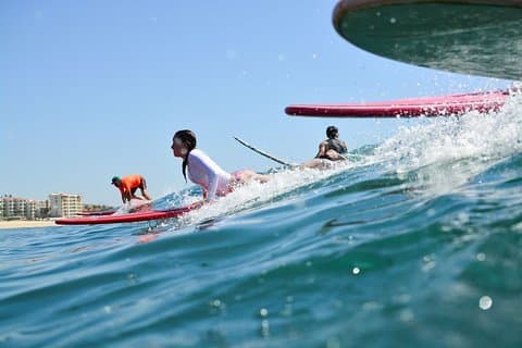 Leçon de surf privée Los Cabos à Costa Azul