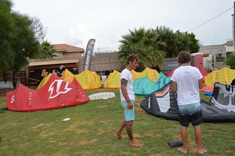 Komplett uthyrning av kitesurfutrustning