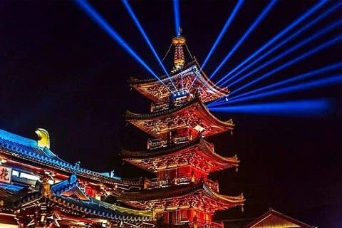 Private Night Tour of Nianhua Bay with Light Show and Dinner from Wuxi