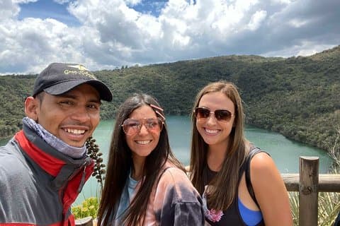 Excursão privada à vila e ao lago Guatavita com almoço opcional