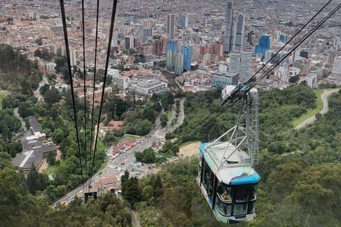 La Candelaria, Monserrate y Museo del Oro Bogotá City Tour