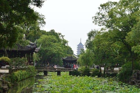 Suzhou Self-Guided Tour with Zhouzhuang or Tongli Water Town from Wuxi