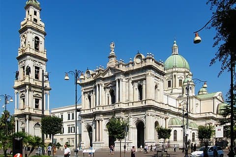 Transfer from Pompeii to Naples or viceversa