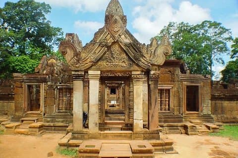 Dagtours Kbal Spean & Banteay Srei