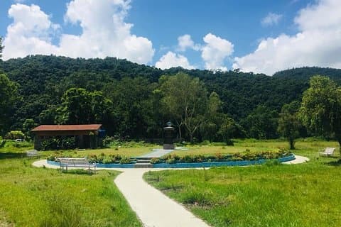 Explore Natural Parks and Beautiful Foot trails in Pokhara