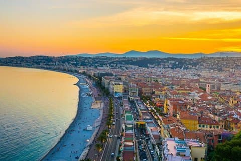 Transfer Marseille Provence flygplats ↔ Nice