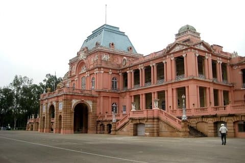 Majestätisches Kapurthala aus Amritsar: Paläste, Tempel und mehr