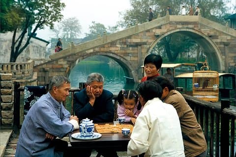 Excursión privada de medio día a Wuzhen Water Town con paseo en bote desde Hangzhou
