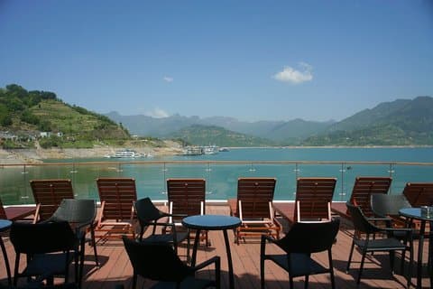 12-Day Private tour to Xi'an,Chongqing,Yangtze River,Zhangjiajie and Shanghai