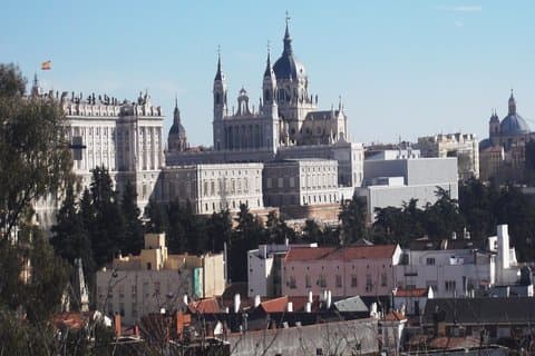 Spazieren Sie durch das Madrid der Österreich